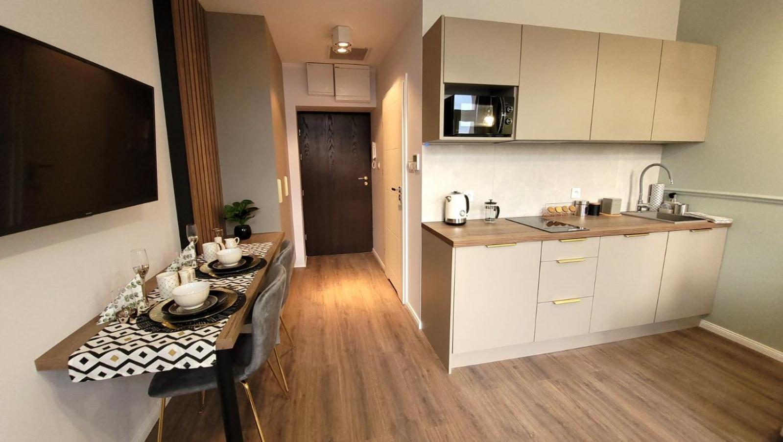 Polonia Apartments Lodž Exteriér fotografie
